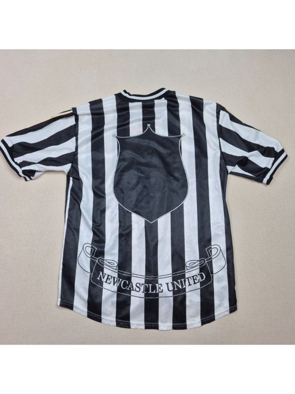 Adidas Newcastle United Home Jersey 97/98 Short Sleeve Sz XL AUTHENTIC VINTAGE!! - Picture 3 of 6